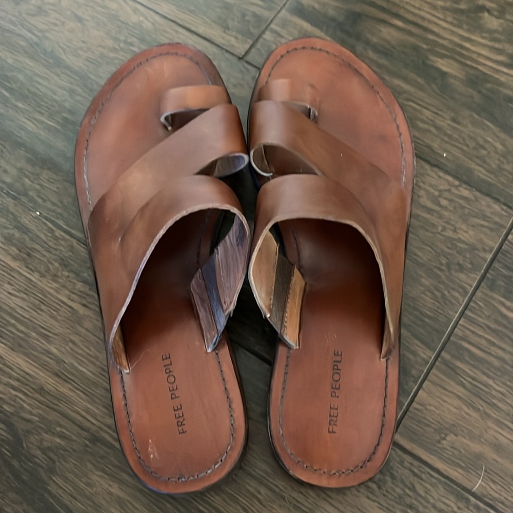 Worn once! Free People Abilene Leather Sandal - Picture 6 of 7